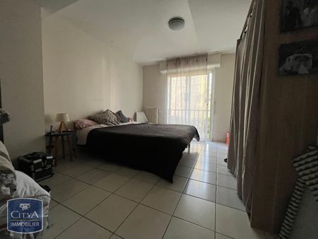 Location Appartement 5 pièces 124m² ST NAZAIRE 44600 - Photo 2
