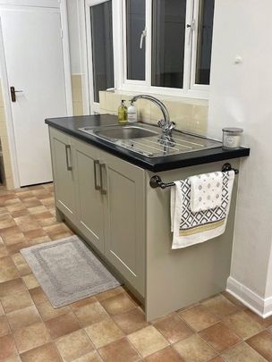 Snakes Lane, Southend-on-Sea, Essex, SS2 6UA - Photo 1