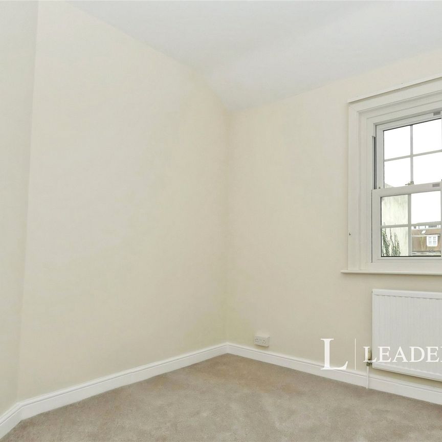 2 bedroom cottage to rent Matlock Road, Eastbourne, BN20 - Photo 1