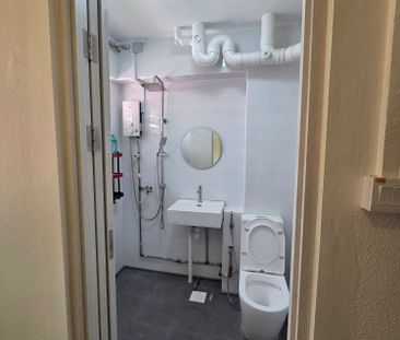 3 Bedroom HDB_FOUR_ROOM at Hougang - Photo 5