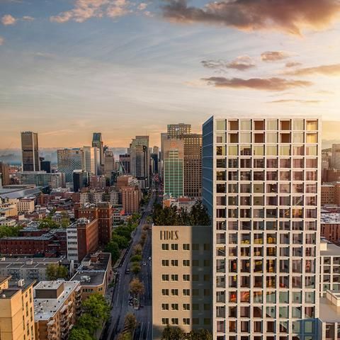 1211 Av. de l'Hôtel de Ville - Photo 1