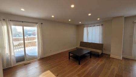 For Lease - 2 Clydesdale Road, Markham, Ontario - Photo 2