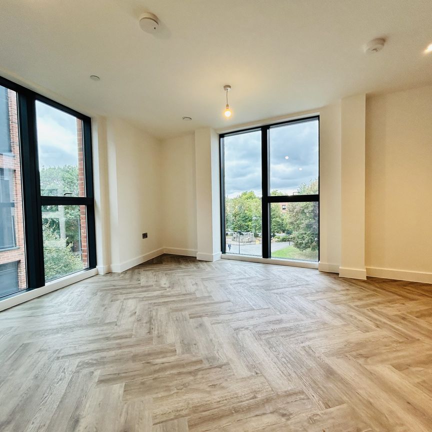 Castleward Boulevard, Derby - Photo 1