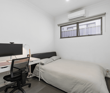 Modern 3-Bedroom, 2-Bathroom Home. Lock-and-Leave Living. - Photo 6