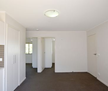 TAKE OVER LEASE :: UNFURNISHED VERY NEAT AND TIDY 2 BEDROOM UNIT WI... - Photo 1