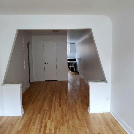 3.5 logement Demi sous sol Elec.inclus Villeray - Photo 4