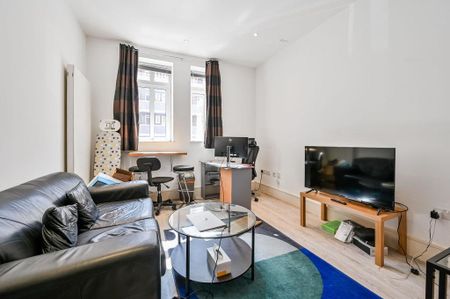 Studio to rent - Photo 5