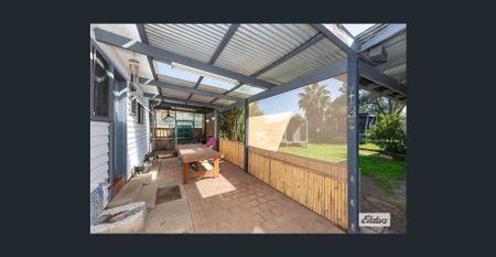 Three Bedroom Home - Photo 4