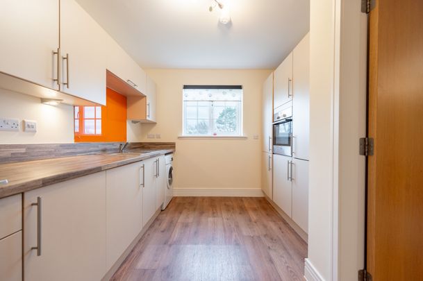 Knightswood Road - Photo 1