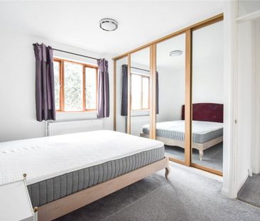 A beautifully presented 4 bedroom house situated to the favoured so... - Photo 5