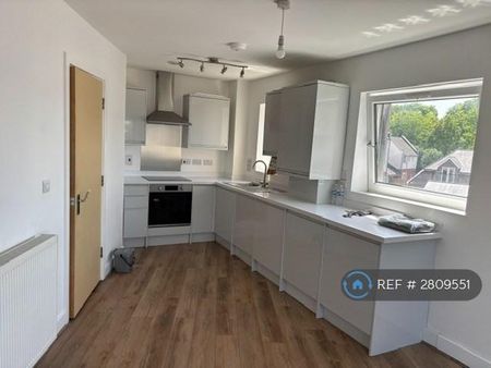 2 bedroom flat to rent - Photo 4