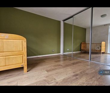 2 bedroom maisonette to rent - Photo 3