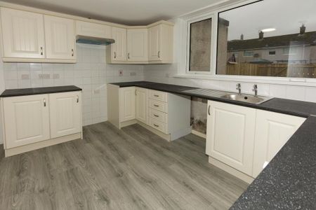 14 Valetta Park, Newtownards, BT23 4RL - Photo 5