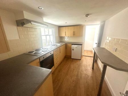 1 bedroom flat to rent - Photo 5