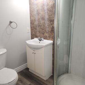 For Lease - 8800 Willoughby Drive Unit# 112, Niagara Falls, Ontario - Photo 2