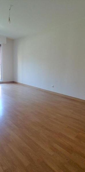 Location Appartement 2 pièces 52m² LILLE 59000 - Photo 1