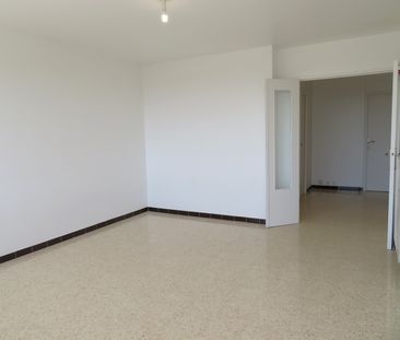 T2, 57m²+Parking Nîmes, Rue des Bananiers, 625€ H.C - Photo 5