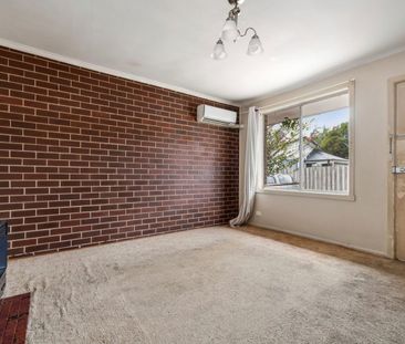 *** Unit 1 Now Available - Convenient Location - 2 BED ~ 1 BATH ~ L... - Photo 2