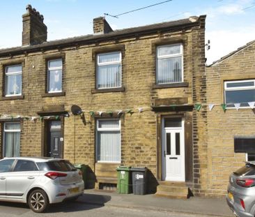3 bedroom terraced house to rent - Photo 5