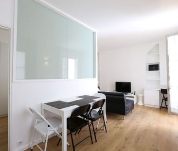 Appartement à louer rue des Beaux Arts, Paris 6ème - Photo 1
