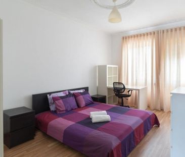 Rua Cónego Ferreira Pinto, Porto, Braga 4050-256 - Photo 3