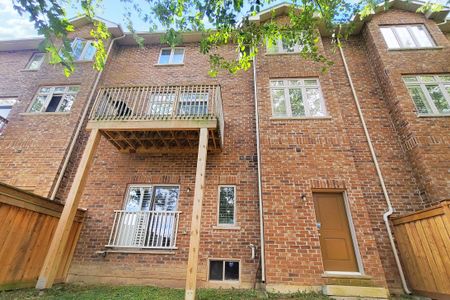 For Lease - 2003 DEERVIEW Common, Oakville, Ontario - Photo 3