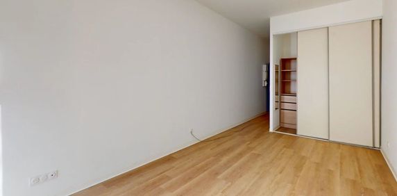 Location Studio 1 pièces 36 m2 à Sorèze - Photo 2