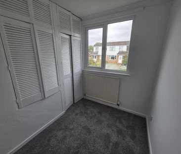 3 bedroom semi-detached house to rent - Photo 6