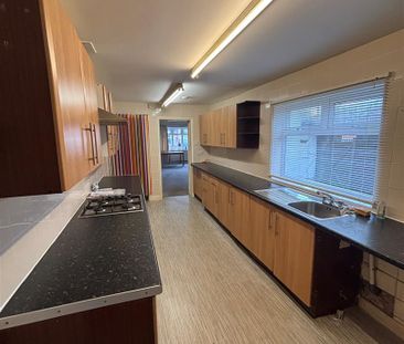 3 Beds - Property - - Photo 5