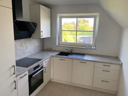 ERSTBEZUG nach Sanierung. Moderne 3 Zi.-Whg. in einem Zweifamilienhaus in HH-Poppenbüttel! - Foto 2