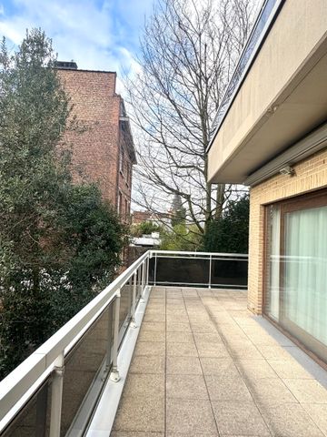 Appartement in Ukkel - Photo 2