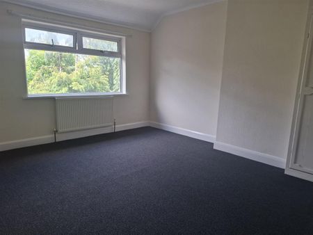 3 Beds - Property - - Photo 3