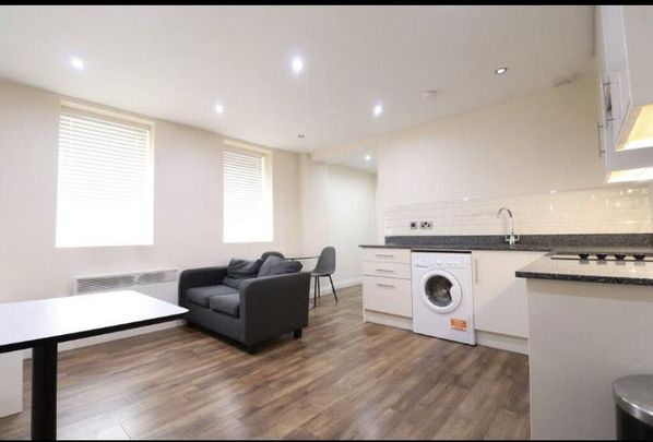 1 bedroom flat to rent - Photo 1