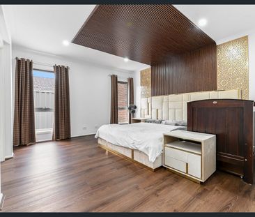 ✨ Spacious Semi-Furnished 4-Bedroom Family Home in Prime Berwick Lo... - Photo 1