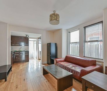 2 bedroom maisonette to rent - Photo 1