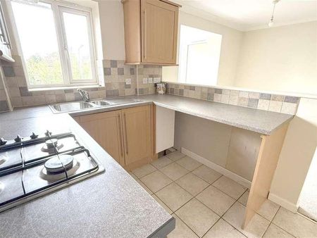 Rafati Way, Bexhill-on-sea, TN40 - Photo 2