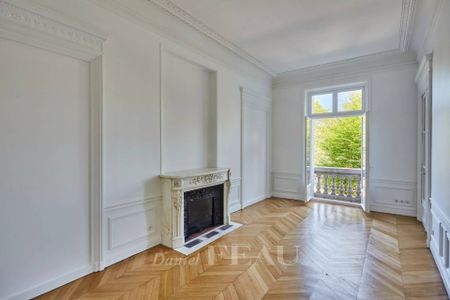 Location appartement, Paris 16ème (75016), 4 pièces, 236 m², ref 86196359 - Photo 2
