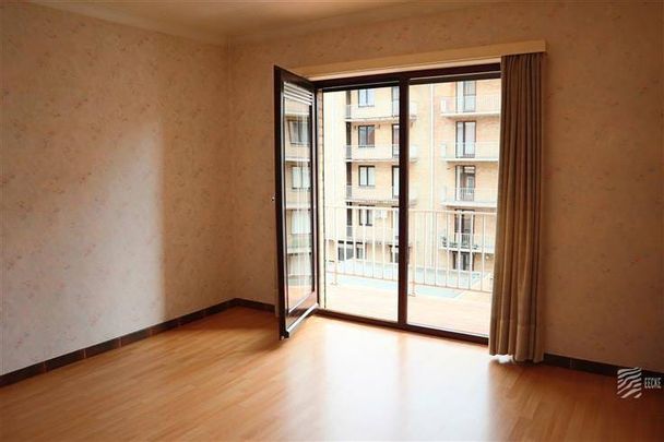 Appartement te huur - Photo 1