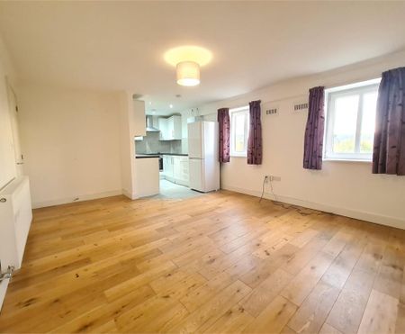 Flat 15, Riverside Court, Biggleswade - Photo 2