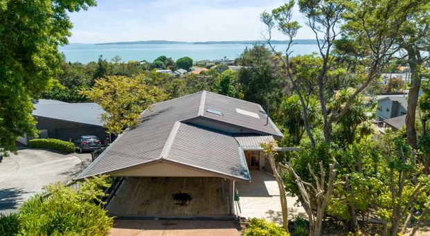 Bush and Sea Views - Photo 1