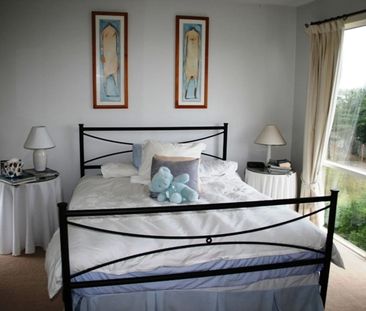 4 Bedroom Foreshore Property - Photo 6