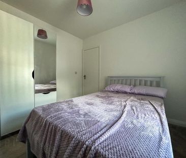 8 Windsor Drive, Belfast, BT9 7FH - Photo 5