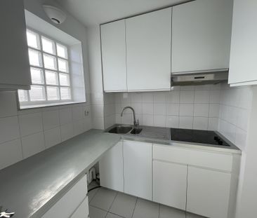 Location Appartement 2 pièces 40m² ST MAUR DES FOSSES 94100 - Photo 3