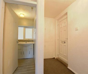 Mildenhall Crescent, Bestwood, NG5 5RP - Photo 2