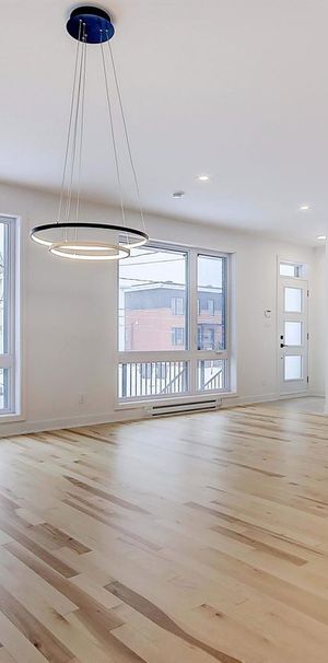 Grande Maison De Ville Sur 3 étages 3CAC 1384 P2 - Disponible - Photo 1