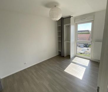 T2 de situé au 3ème étage avec balcon - Photo 3