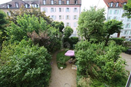 DANS UN QUARTIER TRANQUILLE PROCHE DU CENTRE - Photo 4