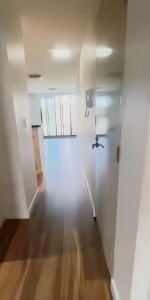 288 Wattle St, Sydney - Photo 3