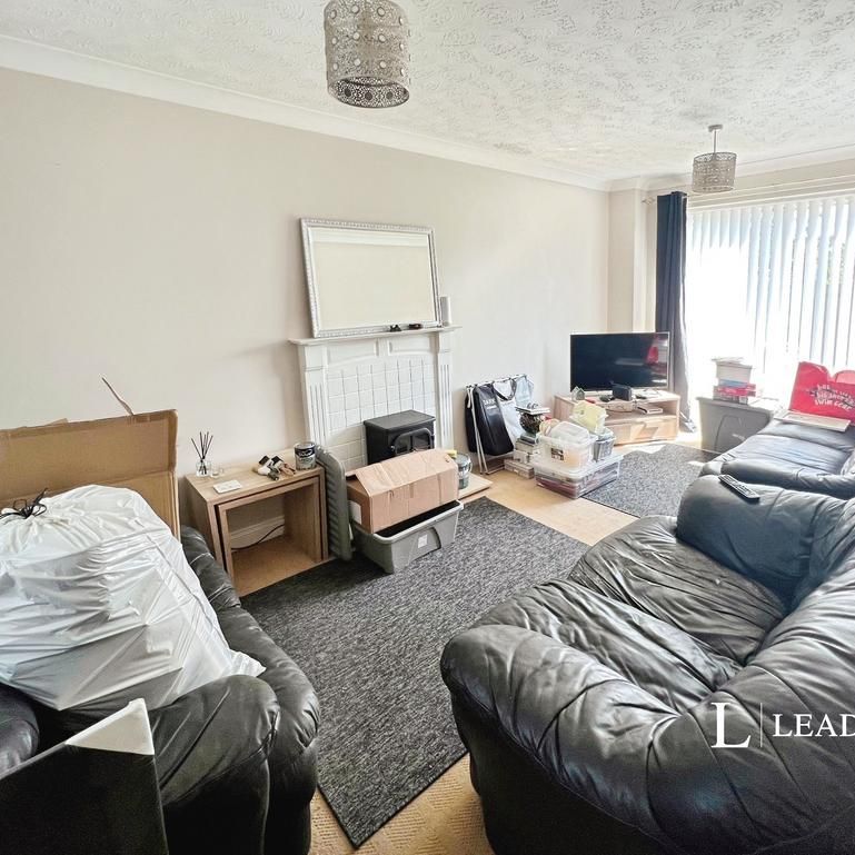 3 bedroom terraced house to rent - Photo 1