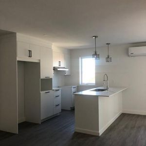 appartement 5 1/2 a louer - Photo 2